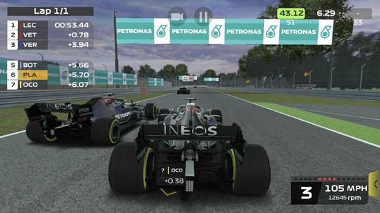 F1移动赛车手机版2024下载_F1移动赛车中文版官方下载v2.2 运行截图3